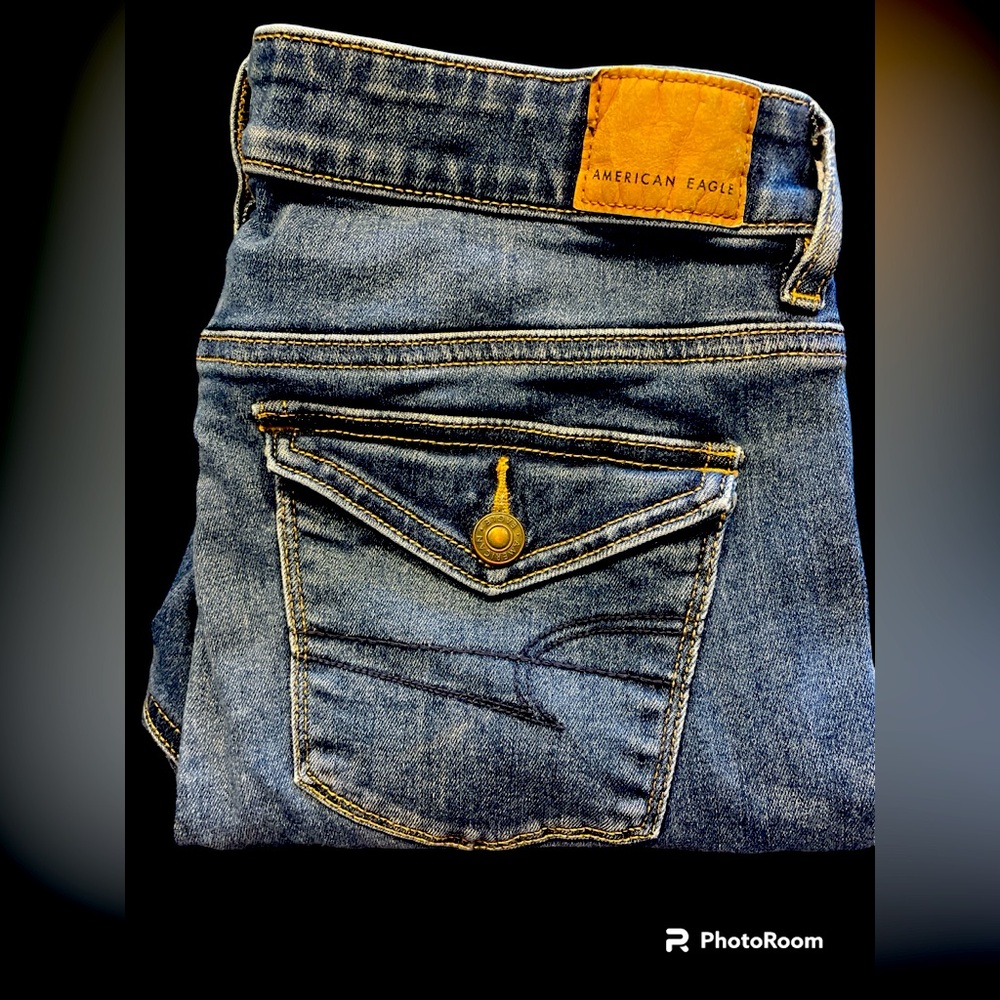American Eagle Next Level Regular Stretch Jegging Jeans size 8 low rise